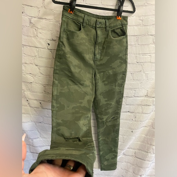 American Eagle Next Level Stretch Camo Green Curvy Hi Rise Jegging Womens 10 Reg - Picture 4 of 11